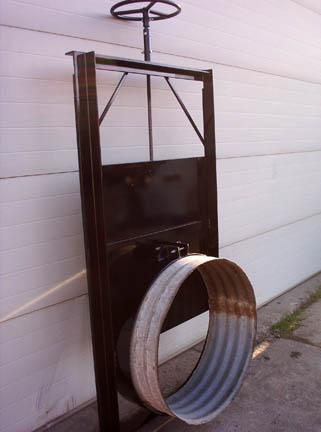 30 inch gate trap